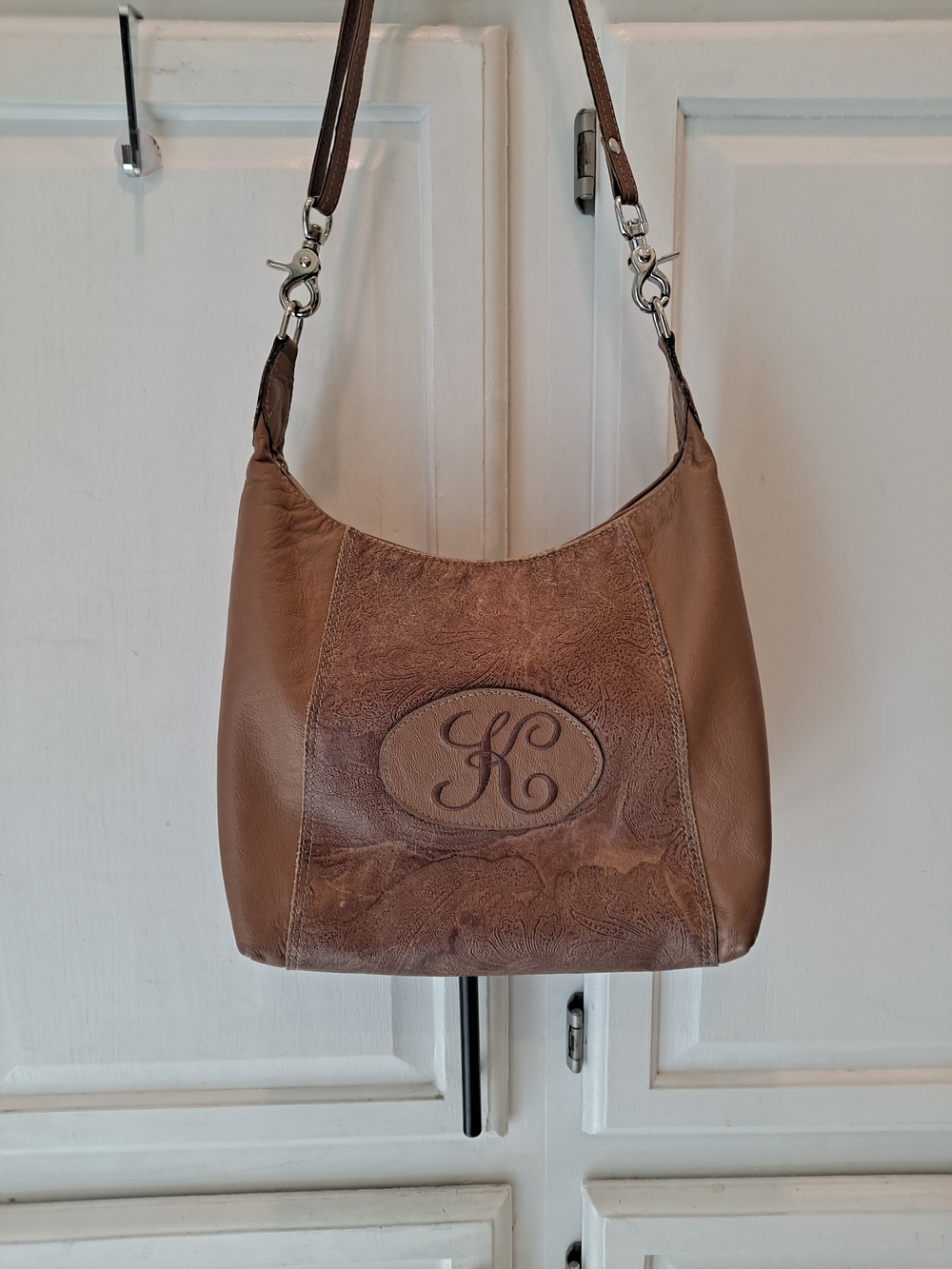 Artisan Crafted Classic Tan Leather Shoulder Bag w/Embossed K Monogram